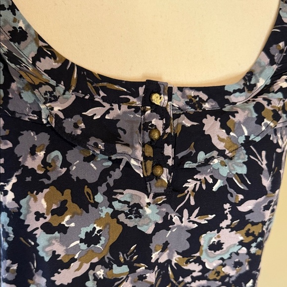 Reitmans Dark Blue Floral Blouse - Picture 5 of 12